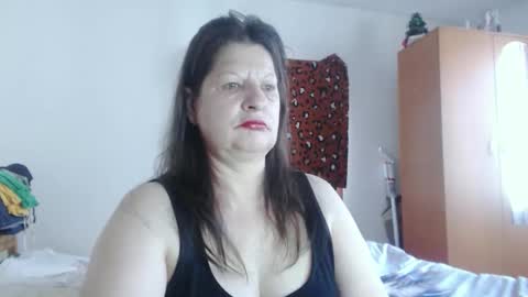 ExtasyMature online show from June 10, 5:39 am
