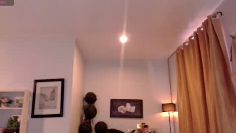 Snapshot of extraordinarypleasure chatting on May 9, 6:51 am Eunice online show from May 9, 6:51 am