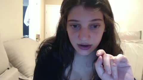 Izabella online show from November 3, 10:42 pm