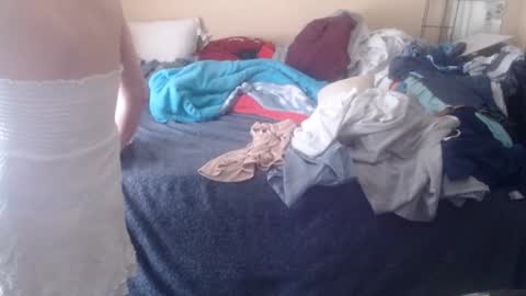 eyeswall0w online show from September 27, 2:55 pm