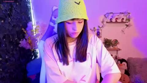 Snapshot of eymmy_24 chatting on February 22, 3:18 am eymmy_24 online show from February 22, 3:18 am