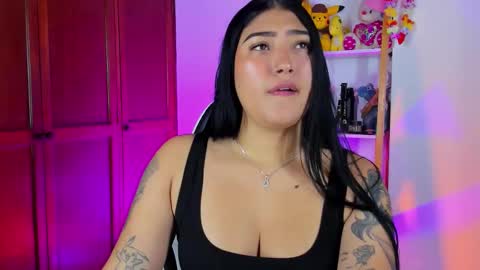 Emily online show from October 18, 7:03 pm