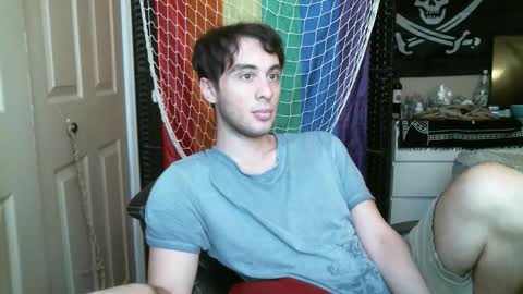 Ezra Naamah online show from December 3, 5:00 pm