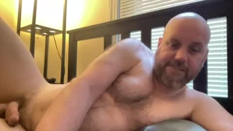 Snapshot of ezrandomguy chatting on June 12, 2:49 pm ezrandomguy online show from June 12, 2:49 pm