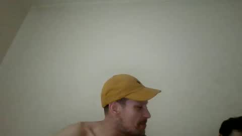 Snapshot of ezzcunha chatting on May 4, 5:42 pm ezzcunha online show from May 4, 5:42 pm