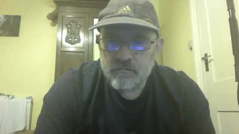 f1zzeek online show from April 25, 10:29 pm