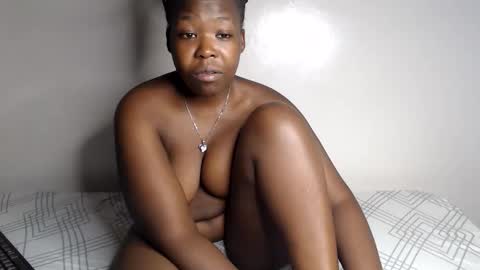 Snapshot of fabbie01 chatting on May 27, 7:00 pm Miss Fabby online show from May 27, 7:00 pm