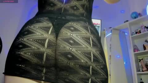 Snapshot of faberdubois1 chatting on June 7, 1:59 pm camila online show from June 7, 1:59 pm