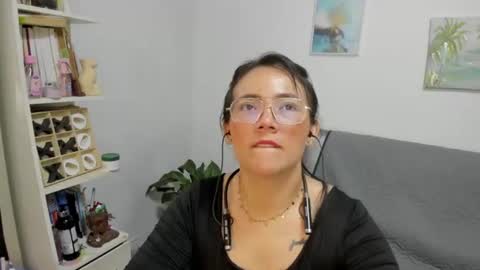 Snapshot of faberdubois1 chatting on July 30, 2:32 am camila online show from July 30, 2:32 am