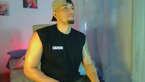 Snapshot of fabi_calde chatting on May 10, 10:48 pm fabi online show from May 10, 10:48 pm