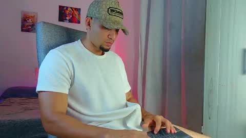 Snapshot of fabi_calde chatting on May 14, 2:18 am fabi online show from May 14, 2:18 am