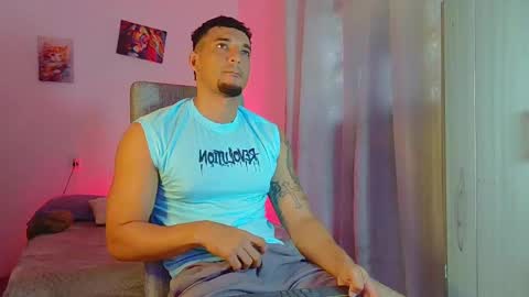 Snapshot of fabi_calde chatting on May 21, 2:35 pm fabi online show from May 21, 2:35 pm