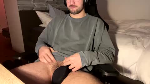 Call me bitch online show from January 2, 6:45 pm