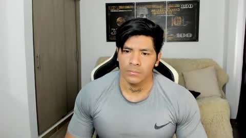 Snapshot of fabian_arango chatting on July 1, 12:40 pm Fabian arango online show from July 1, 12:40 pm
