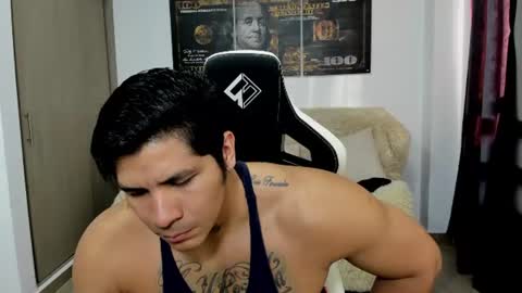 Snapshot of fabian_arango chatting on July 12, 10:23 pm Fabian arango online show from July 12, 10:23 pm