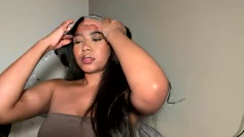 Snapshot of fabianna_laraa chatting on July 5, 6:09 am Thianna online show from July 5, 6:09 am