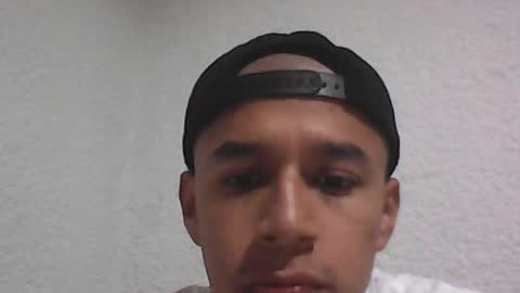 Snapshot of fabiar11 chatting on June 19, 2:27 am R online show from June 19, 2:27 am