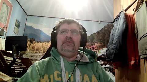 Snapshot of fabius2673 chatting on April 7, 8:37 am Fabius online show from April 7, 8:37 am