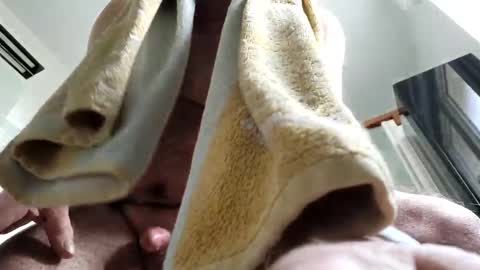 Snapshot of fabrice136883 chatting on February 19, 2:44 pm fabrice136883 online show from February 19, 2:44 pm