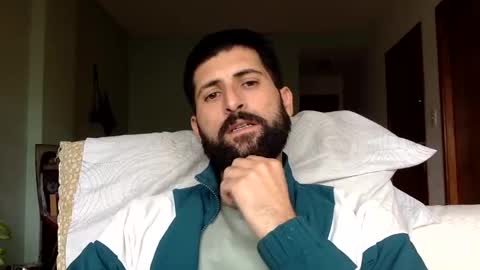 Snapshot of fabrizzio02 chatting on June 1, 6:09 pm Fabrizzio online show from June 1, 6:09 pm