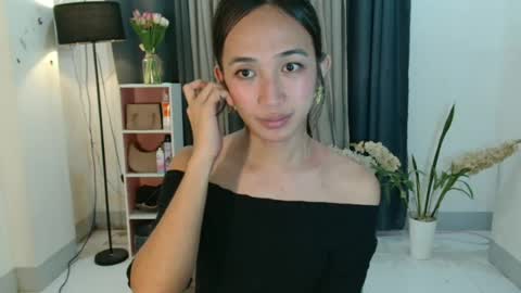Snapshot of fabulous_sharpey chatting on May 6, 10:09 am fabulous_sharpey online show from May 6, 10:09 am