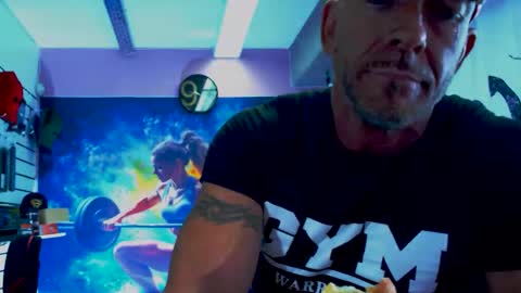 fabxxxl online show from October 29, 8:16 am