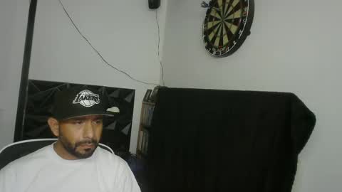 Snapshot of faded805 chatting on June 21, 9:23 am Mark online show from June 21, 9:23 am