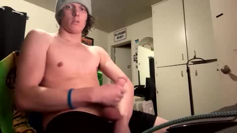 Snapshot of fadedboy4u chatting on January 12, 1:55 am fadedboy4u online show from January 12, 1:55 am