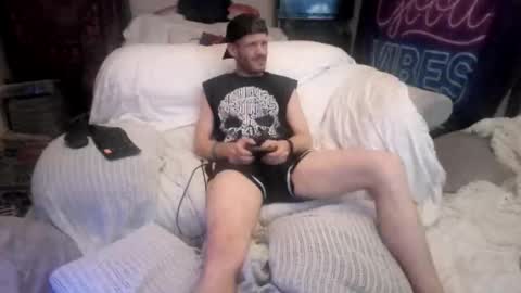 Snapshot of fadedxrated chatting on November 6, 7:20 am fadedxxXrated online show from November 6, 7:20 am