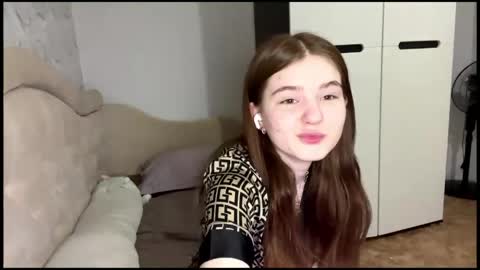 Alice online show from April 26, 8:39 pm