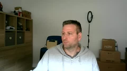 Snapshot of faer_087 chatting on May 18, 8:42 am faer_087 online show from May 18, 8:42 am
