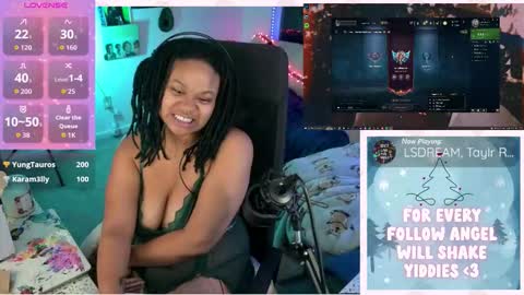 Snapshot of faeryaisha chatting on December 3, 6:32 am aisha online show from December 3, 6:32 am