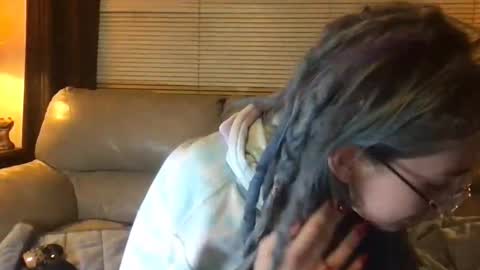 Snapshot of faexoxoxo chatting on February 20, 11:42 am Fae online show from February 20, 11:42 am