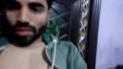 Snapshot of fahad783297 chatting on January 18, 2:25 am fahad783297 online show from January 18, 2:25 am