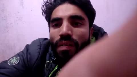 Snapshot of fahad783297 chatting on March 5, 12:16 am fahad783297 online show from March 5, 12:16 am