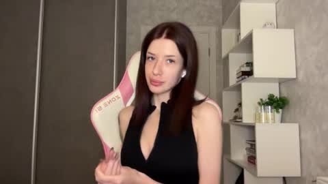 Bloom  online show from February 8, 5:49 pm