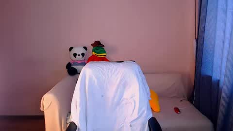 Elli  online show from May 31, 3:47 am