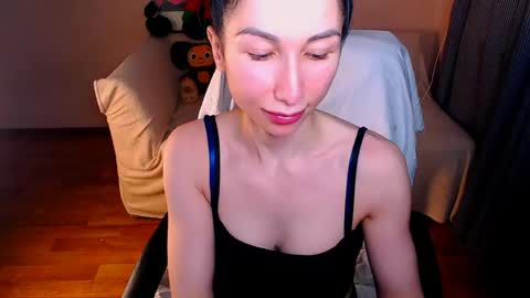 Elli  online show from June 1, 10:22 pm