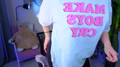 Snapshot of fairy_tara chatting on November 16, 9:31 pm Tara online show from November 16, 9:31 pm