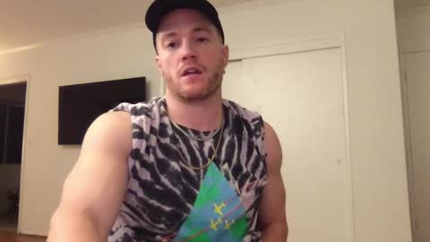 Travis online show from December 18, 1:59 am