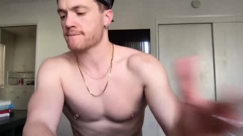 Travis online show from February 27, 11:59 pm