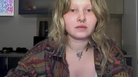 Arisha online show from February 26, 6:32 pm