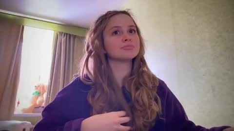 Snapshot of fairyilona chatting on February 23, 7:22 am Ilona online show from February 23, 7:22 am