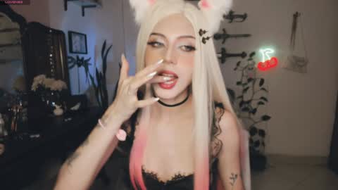 Snapshot of fairywhore chatting on January 7, 4:39 am Jackie Cosplayer online show from January 7, 4:39 am