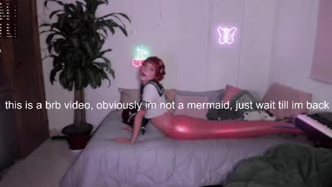 Snapshot of fairywhore chatting on October 15, 3:39 am Jackie Cosplayer online show from October 15, 3:39 am