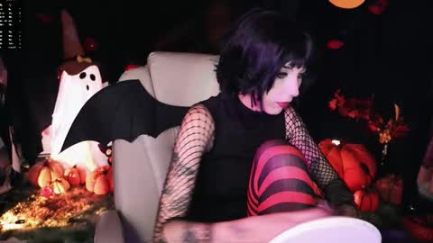 Snapshot of fairywhore chatting on October 29, 4:37 am Jackie Cosplayer online show from October 29, 4:37 am