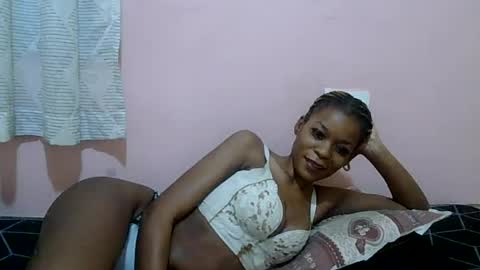 Snapshot of faizah_ chatting on June 22, 3:53 pm faizah_ online show from June 22, 3:53 pm