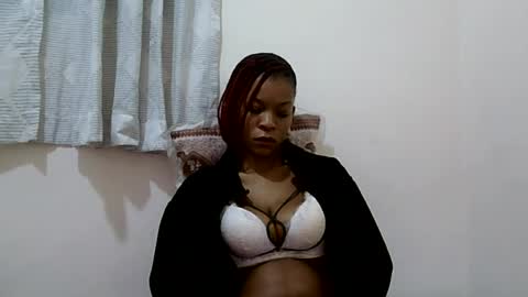 Snapshot of faizah_ chatting on July 13, 11:07 pm faizah_ online show from July 13, 11:07 pm