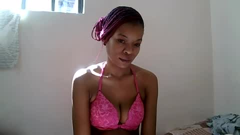 Snapshot of faizah_ chatting on July 14, 11:16 am faizah_ online show from July 14, 11:16 am