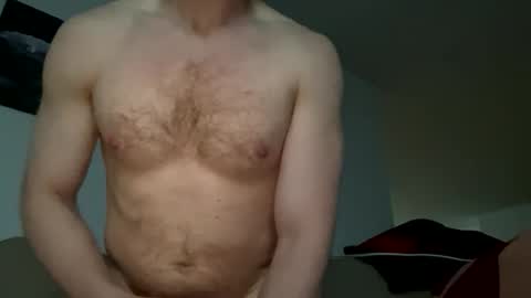 Snapshot of faizerback chatting on April 22, 12:18 pm so horny make me cum online show from April 22, 12:18 pm